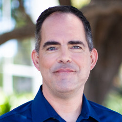 Executive Data Communications Leader, Data Analysis Expert Chris Tauber